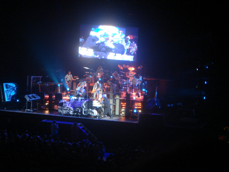 Image: /media/?path=/concerts/2006-09-28 - Blue Man Group/DSC09410.JPG